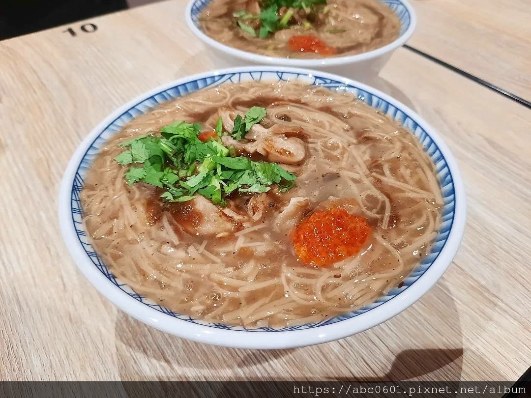 20250826-bl8zc 20250826-bl8zc