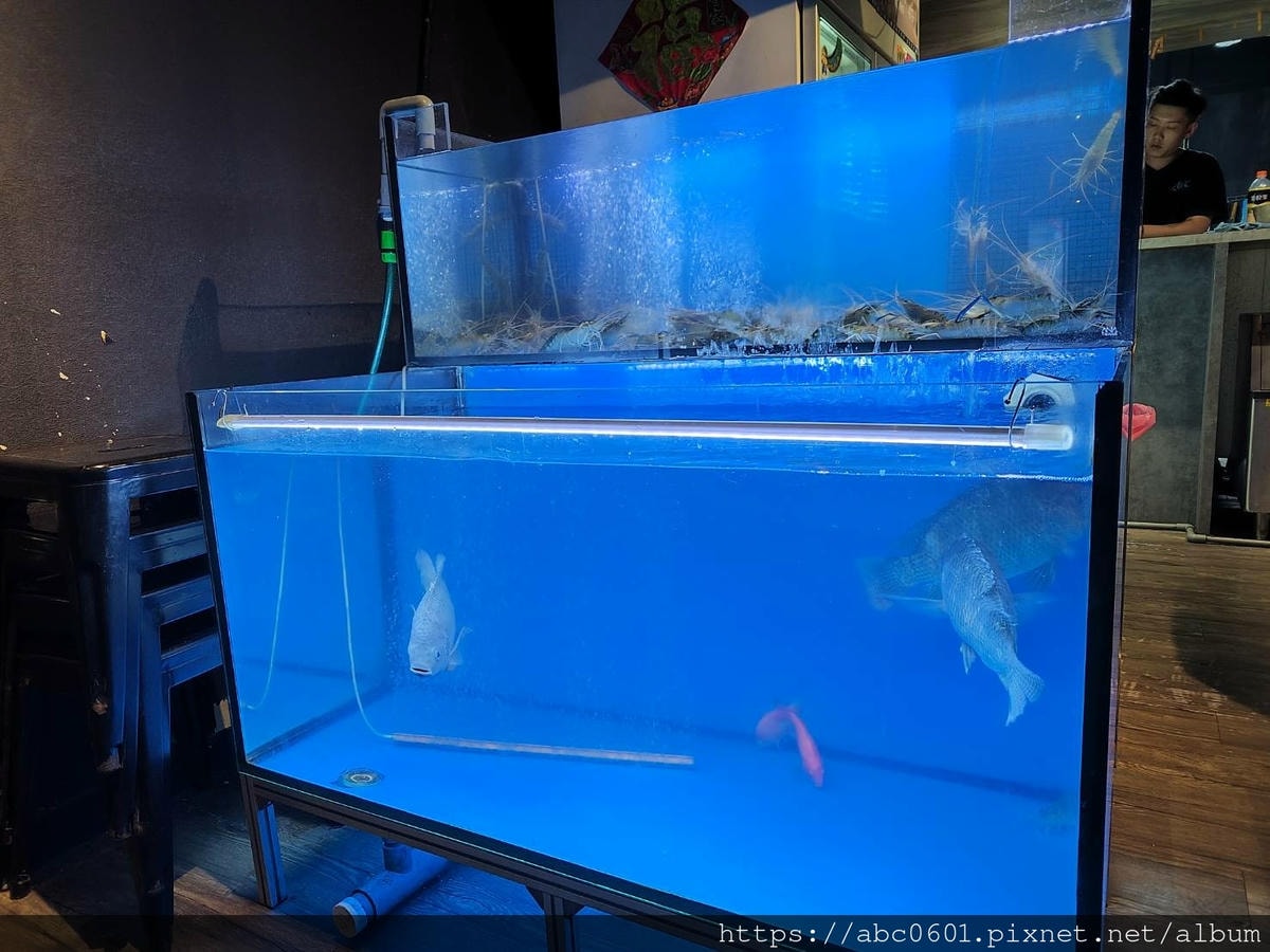 20250826-su8jr 20250826-su8jr