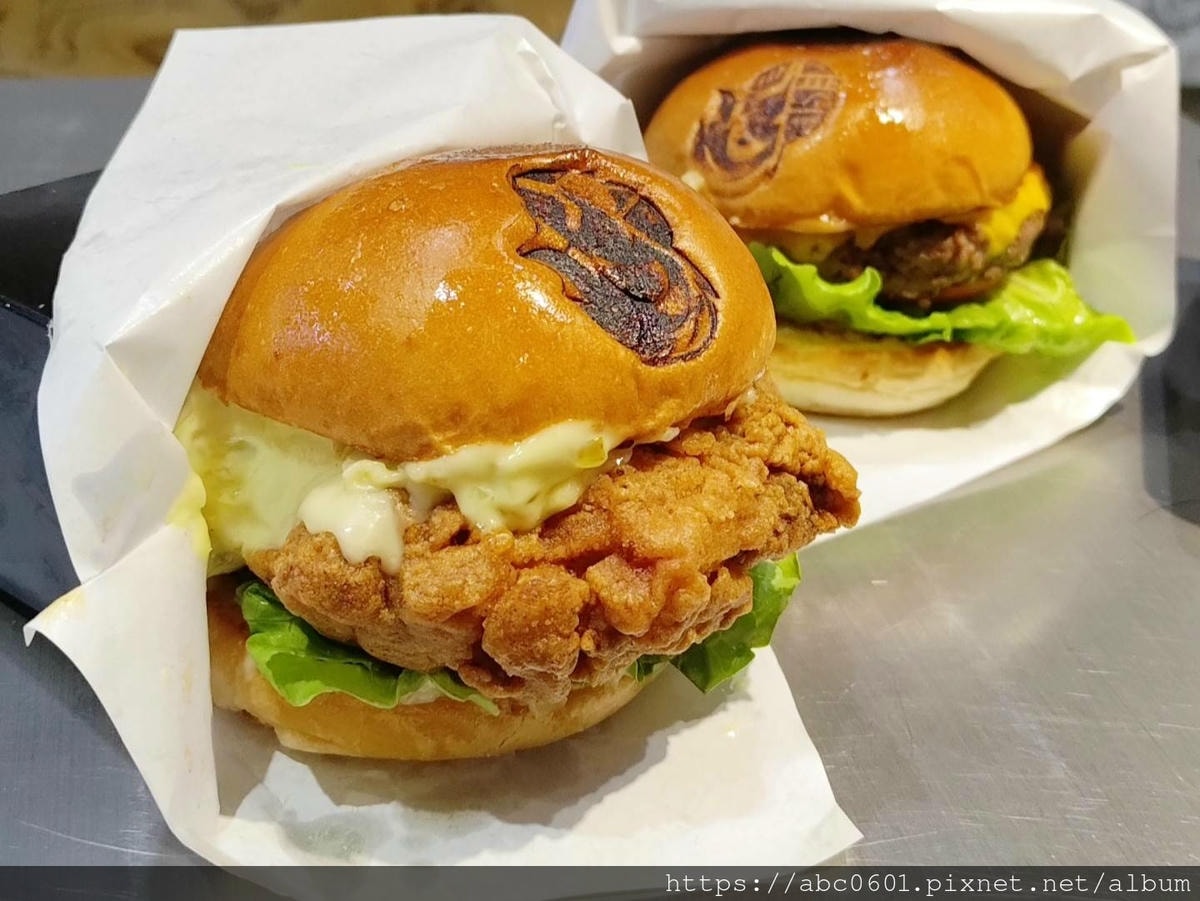 20250826-jlb5b 20250826-jlb5b