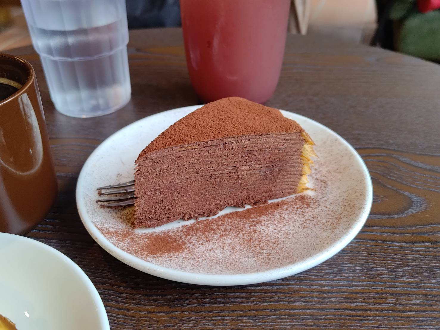 【新北】大片超美落地窗!三峽新開幕森林系咖啡廳|森林COFFEE長城溪森林|親子友善內有玩水設施 - 第11張圖 chocolate