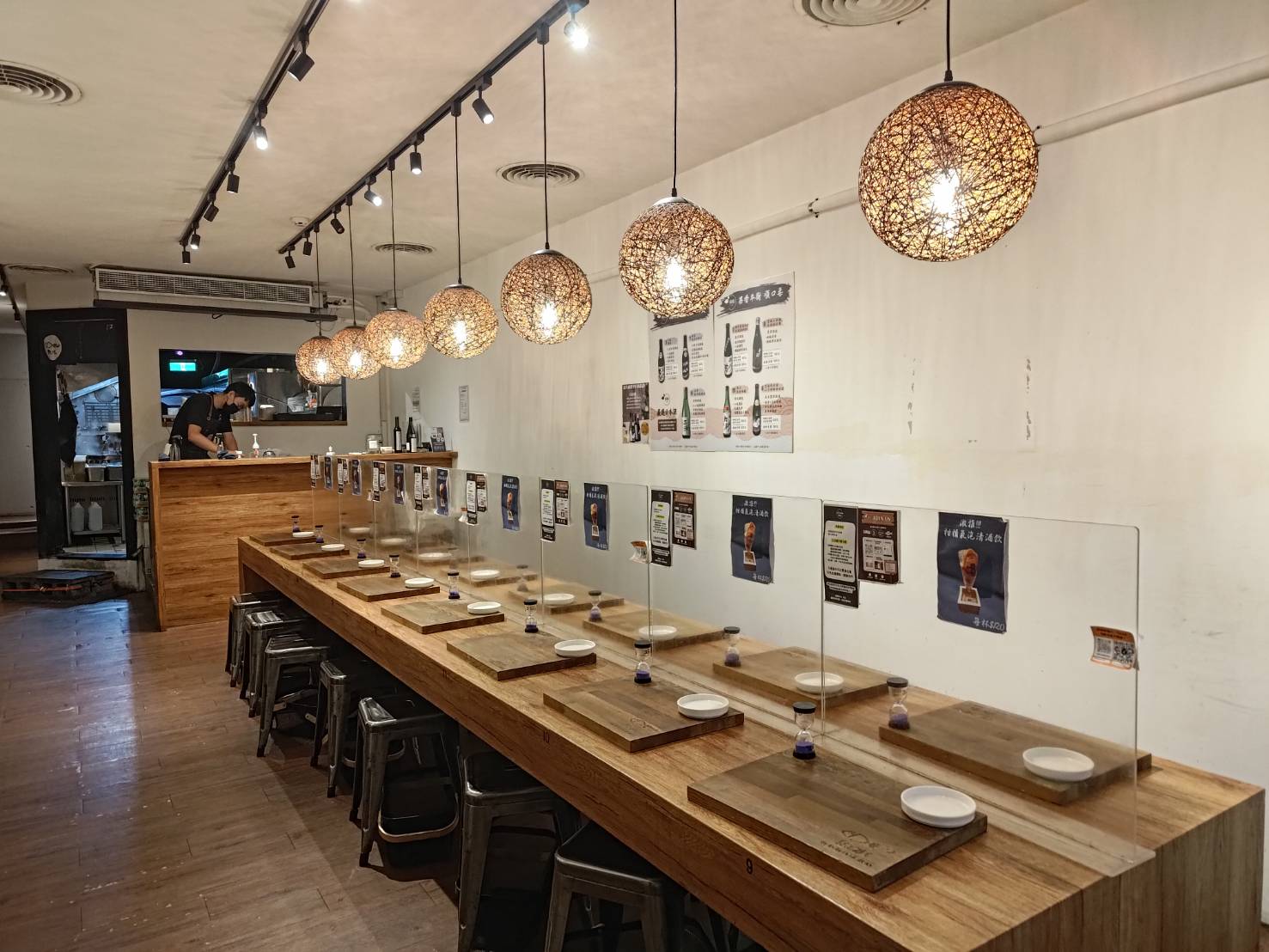 【台北】信義區拉麵店|柑橘Shinn 魚水|青檸豆乳蝦旦麵|近台北101世貿捷運站 - 第3張圖 Shinn