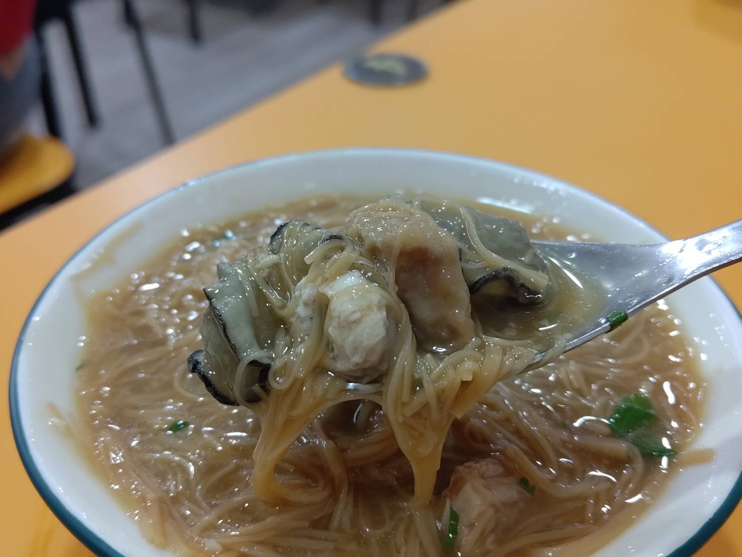 Vermicelli in thick soup