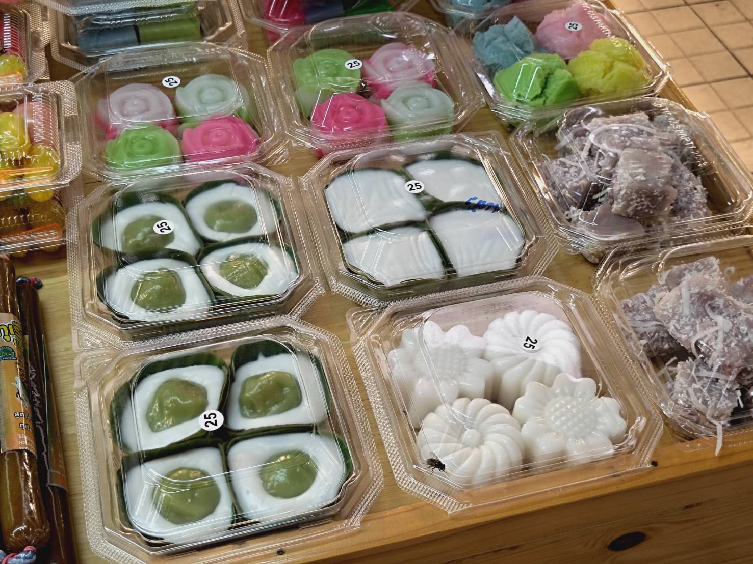 Siri Wattana Market