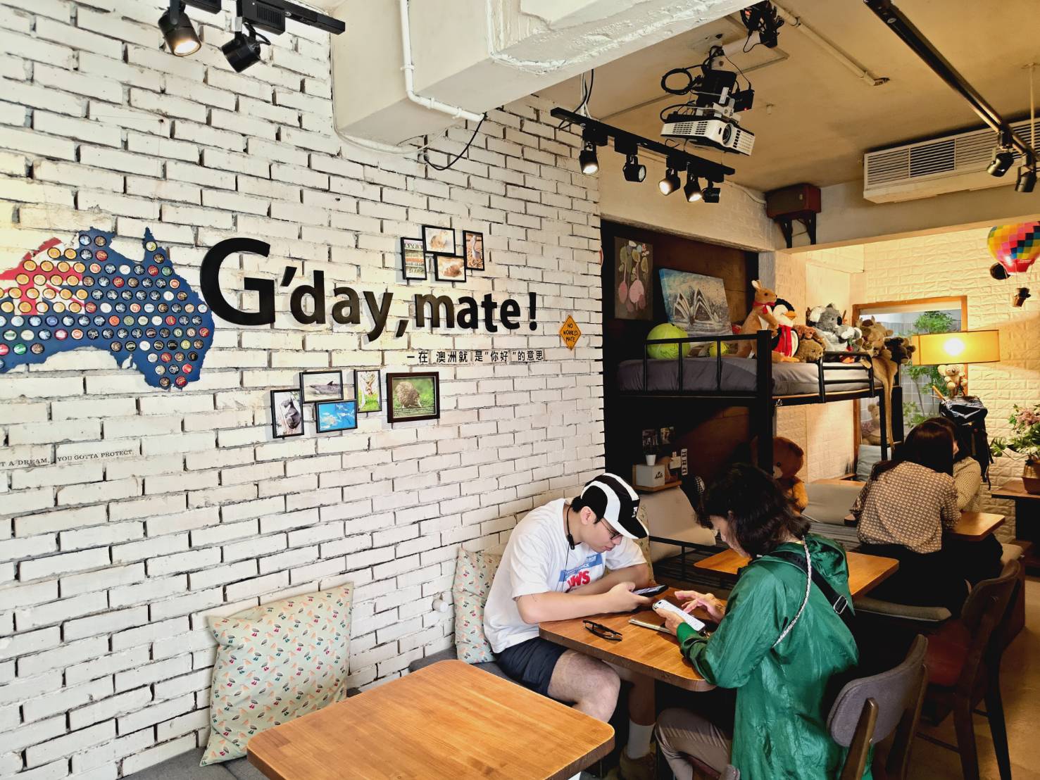 Aussie Cafe