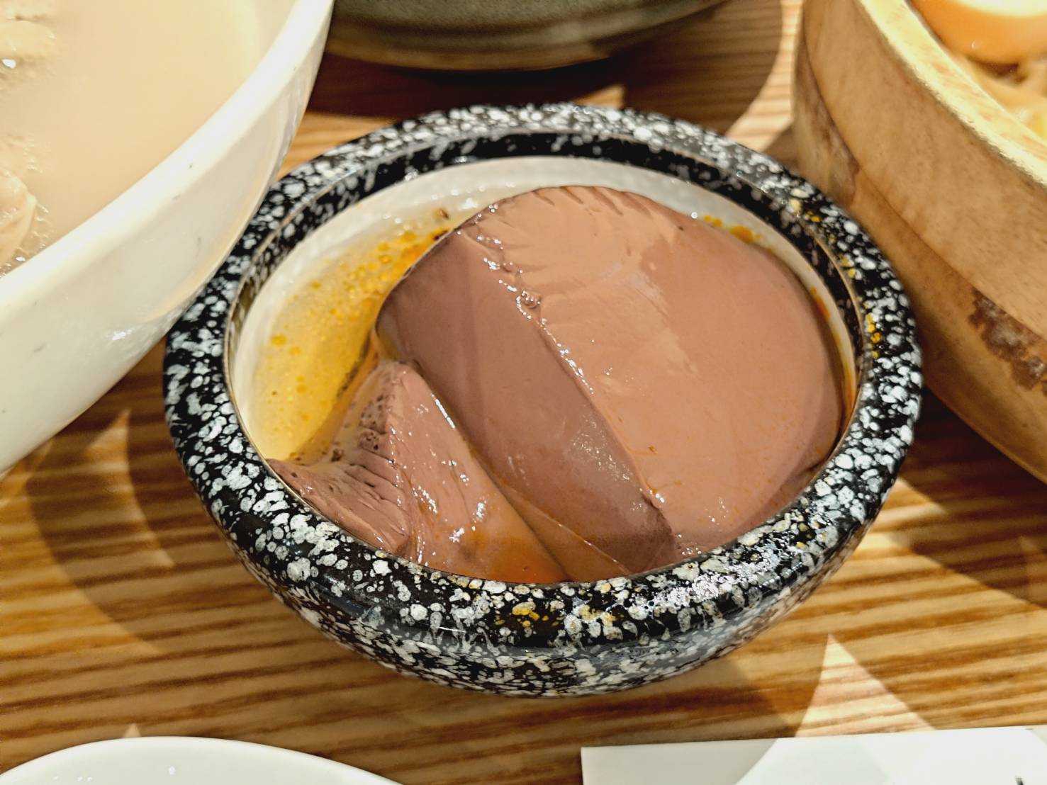 【台北】被朋友推坑!東區美食|免服務費,清燉牛肉片大師兄銷魂麵舖延吉店|下班聚餐必吃 - 第12張圖 masterspicy