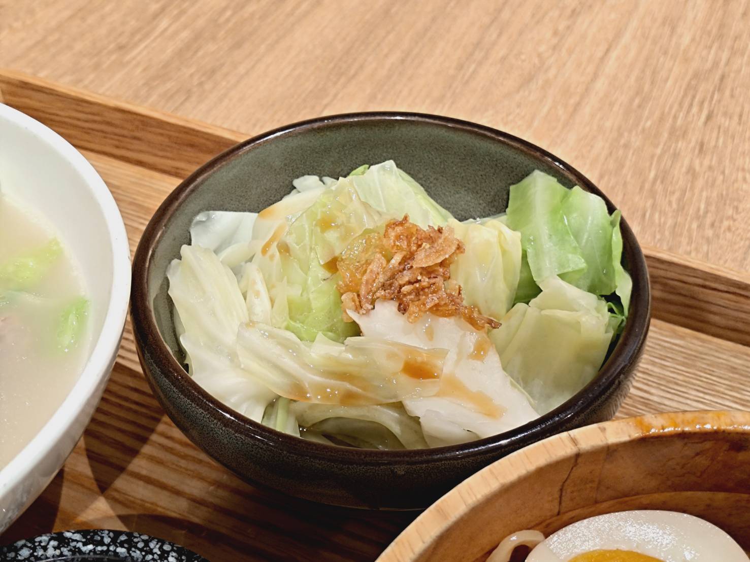 【台北】被朋友推坑!東區美食|免服務費,清燉牛肉片大師兄銷魂麵舖延吉店|下班聚餐必吃 - 第11張圖 masterspicy